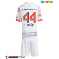 Otroške Nogometnih dresov Bayern Munich Josip Stanisic #44 Gostujoči 2025-26 Kratki rokavi (+ hlače)